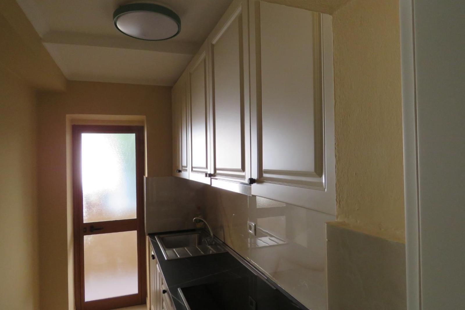 Xhomlliku Apartment, Xhamllik Apartment